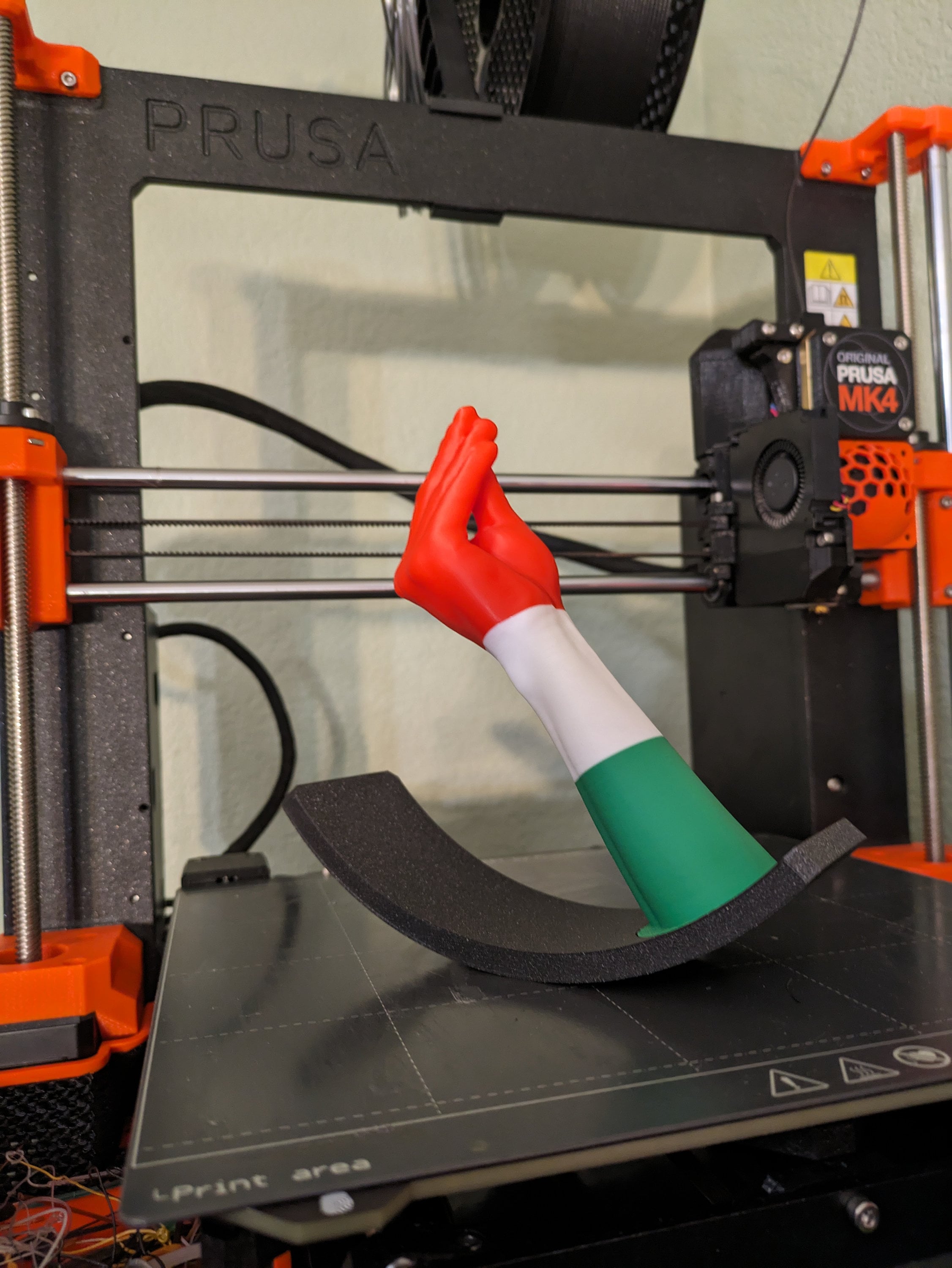 3D Printed Italian Hand Gesture Fidget Toy: What's a Matta With You Meme